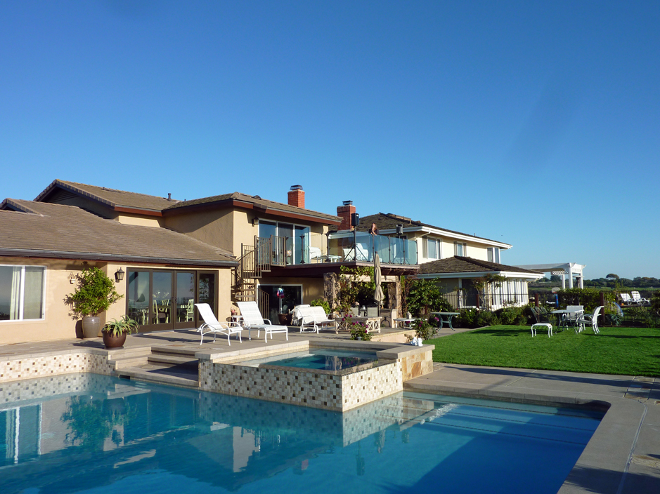 Turf Grass Hill City, Kansas Lawns, Swimming Pool Designs