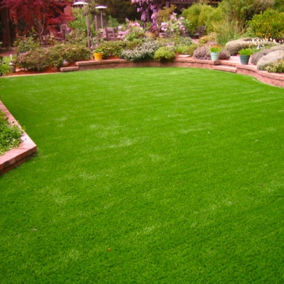 Fake Grass, Synthetic Lawns & Putting Greens in Mayetta, Kansas