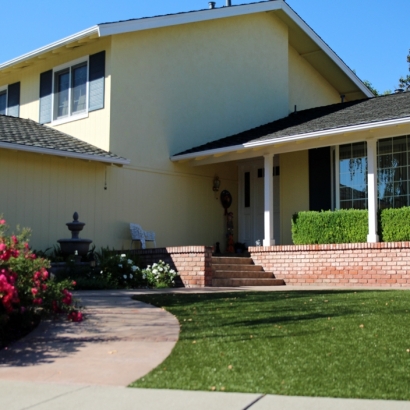 Putting Greens & Synthetic Lawn in Frontenac, Kansas