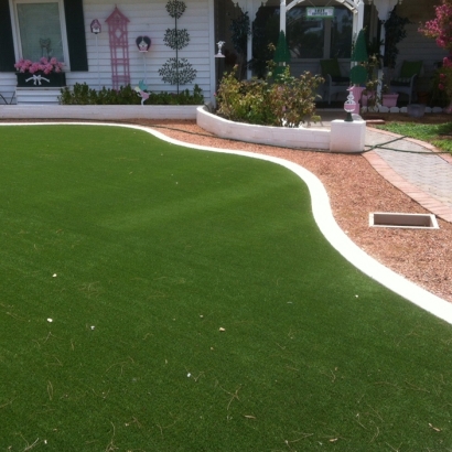 At Home Putting Greens & Synthetic Grass in Harper County, Kansas