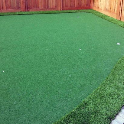 Fake Grass, Synthetic Lawns & Putting Greens in Rexford, Kansas