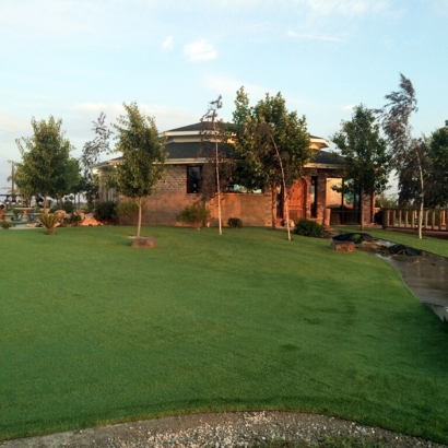 Fake Grass, Synthetic Lawns & Putting Greens in Arlington, Kansas