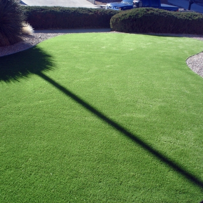 Backyard Putting Greens & Synthetic Lawn in Neosho Falls, Kansas