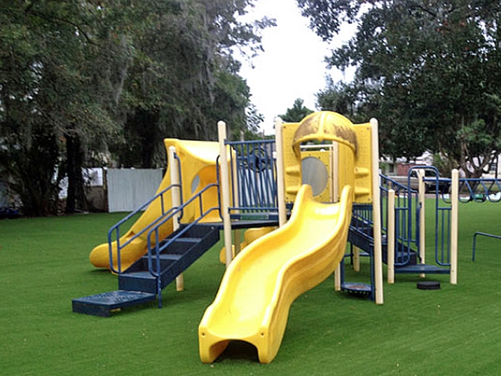 Fake Grass Carpet Turon, Kansas Playground, Parks