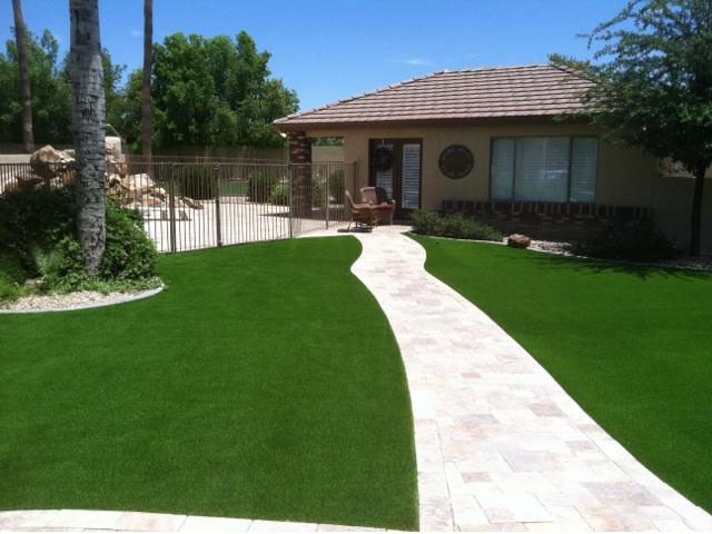 Fake Lawn Benedict, Kansas Backyard Deck Ideas, Front Yard Landscaping