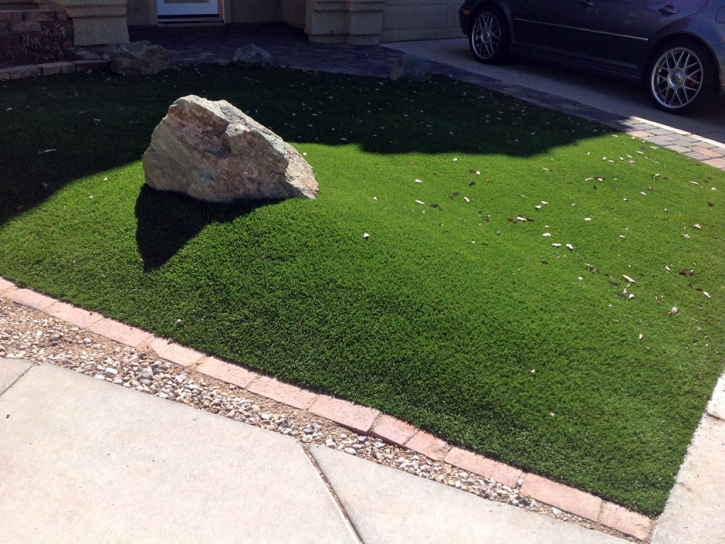 Fake Lawn Home, Kansas Landscape Design