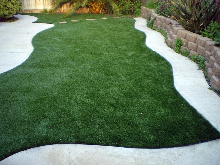 Faux Grass Bazine, Kansas Paver Patio, Backyard